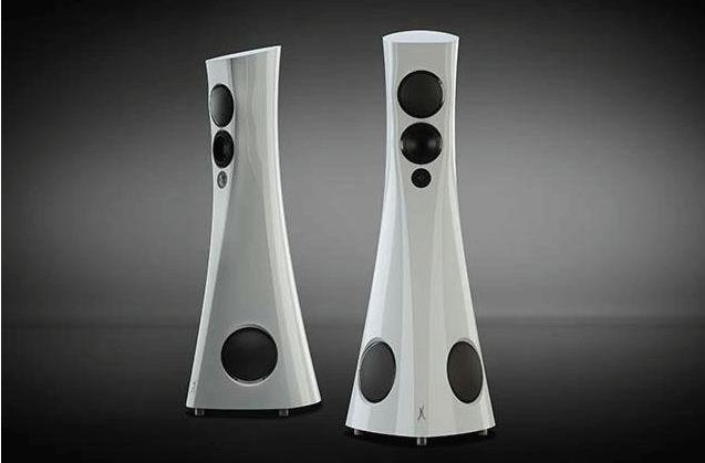 爱思特浓搭载accuton艾卡顿，内外皆美音乐之力！