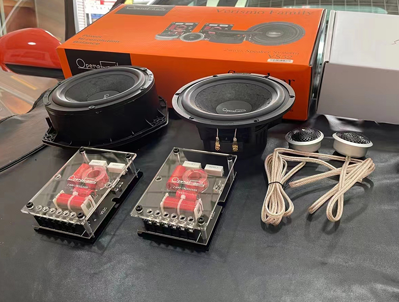 比亚迪海豚改装歌剧世家 前后声场组合出动...