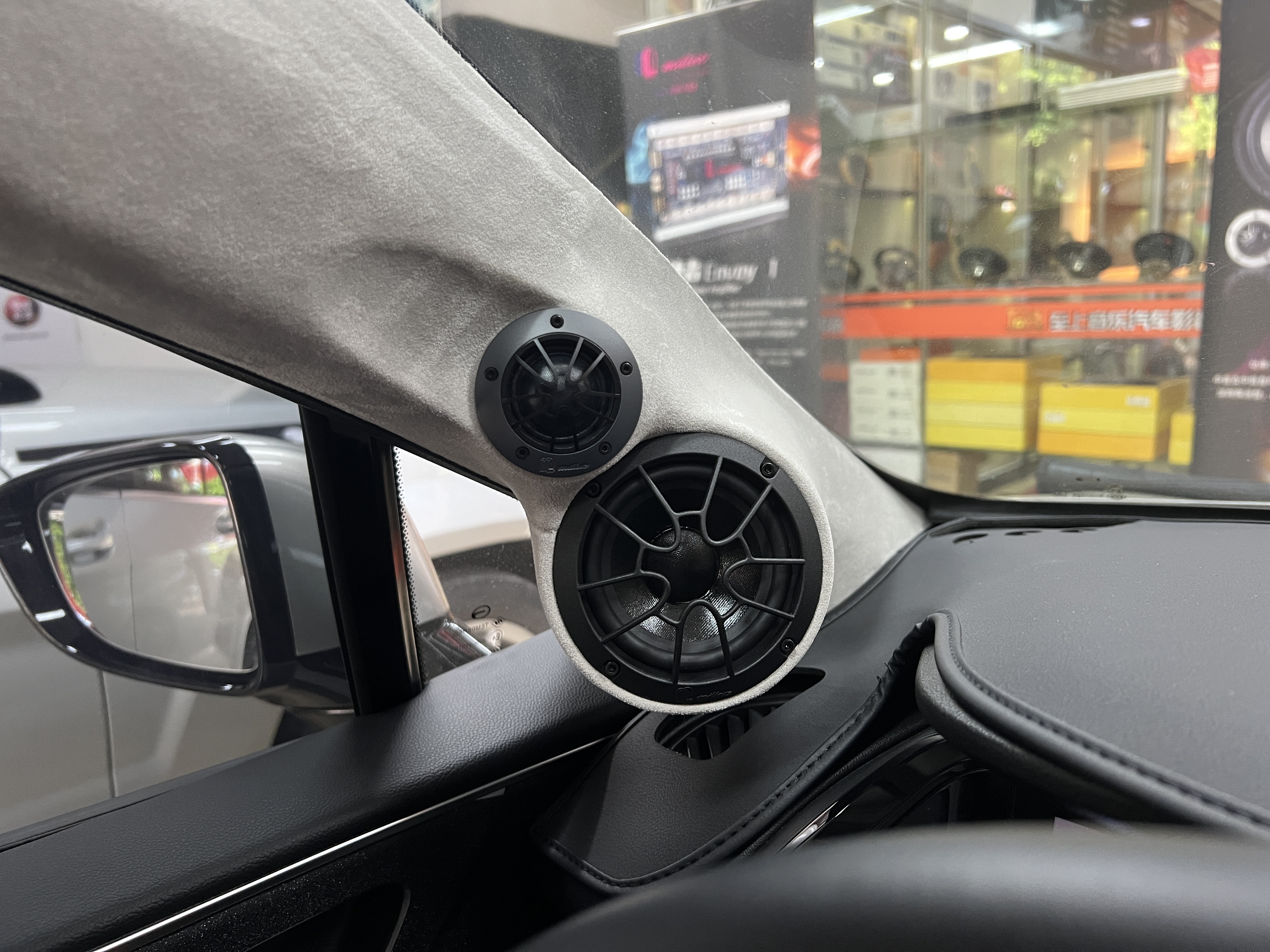 传祺埃安改装歌剧世家音响 小改大提升让音...