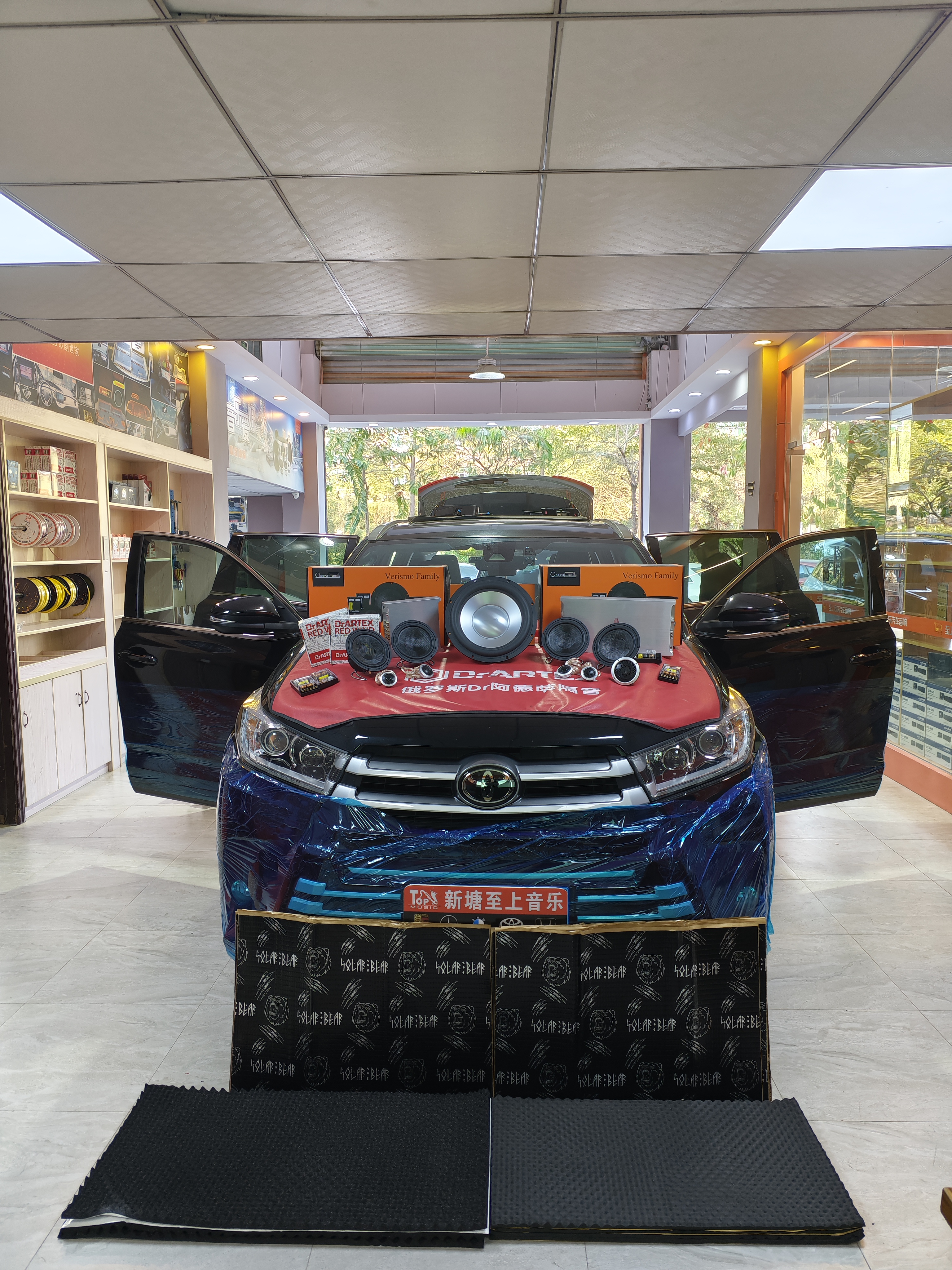 丰田汉兰达音响隔音升级，让音乐更动听，旅...