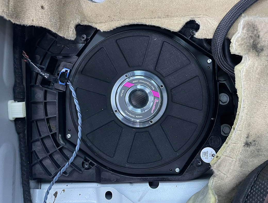 1742179497742187.jpg 前声场:迈博特宝马专用三分频喇叭 (3).jpg