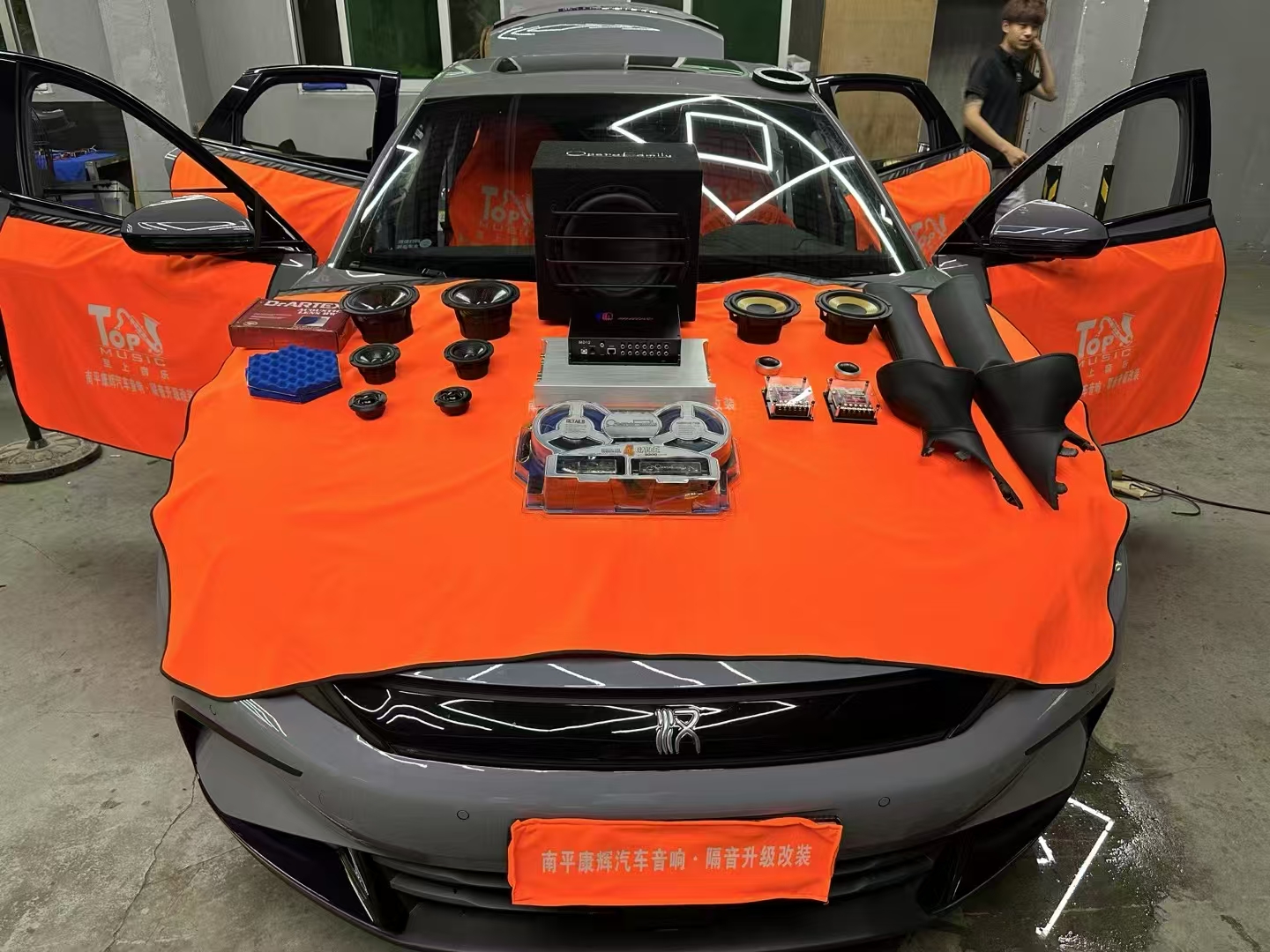 1749699427804289.jpg 比亚迪汉.jpg